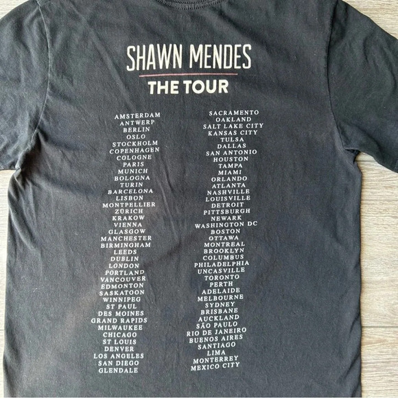 Shawn Mendes Rose The Tour Concert T Shirt - Picture 8 of 8